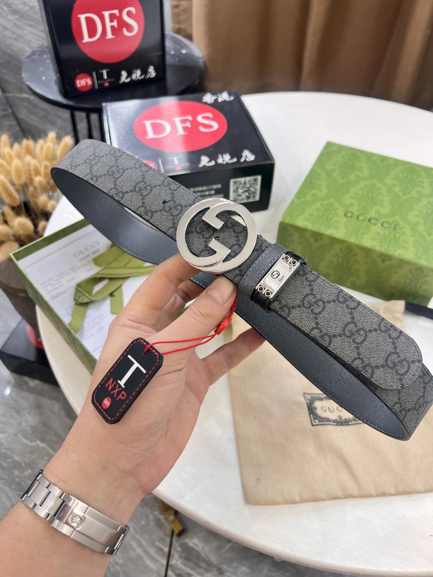 GUCCi new men's belt